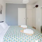 La Julienne Ac By Dimorra Konukevi Napoli
