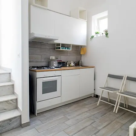 La Julienne Ac By Dimorra Konukevi Napoli