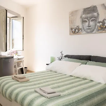 La Julienne Ac Guest house