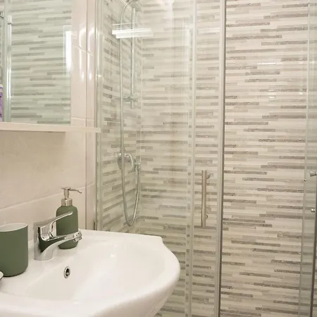 La Julienne Ac Naples