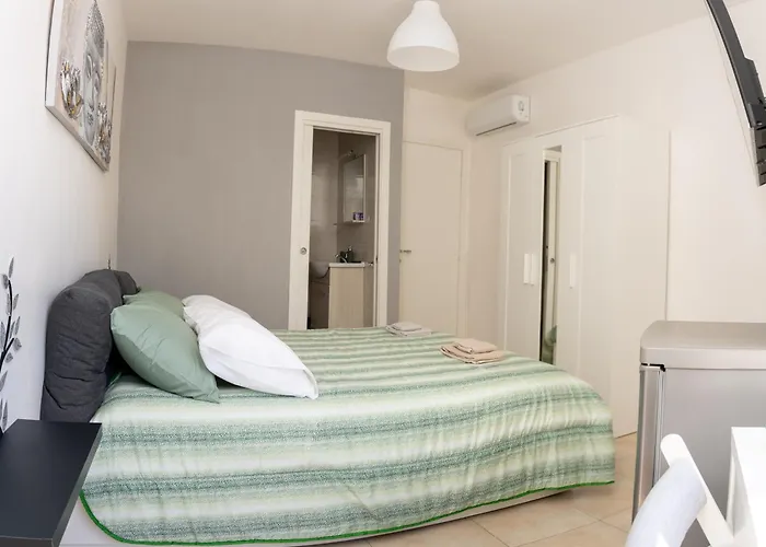 Гостевой дом La Julienne Ac 3*